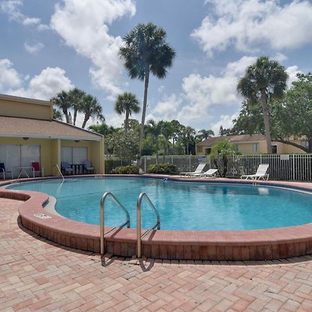 Sarasota Escape About 4 Mi To Siesta Key Beach! Экстерьер фото